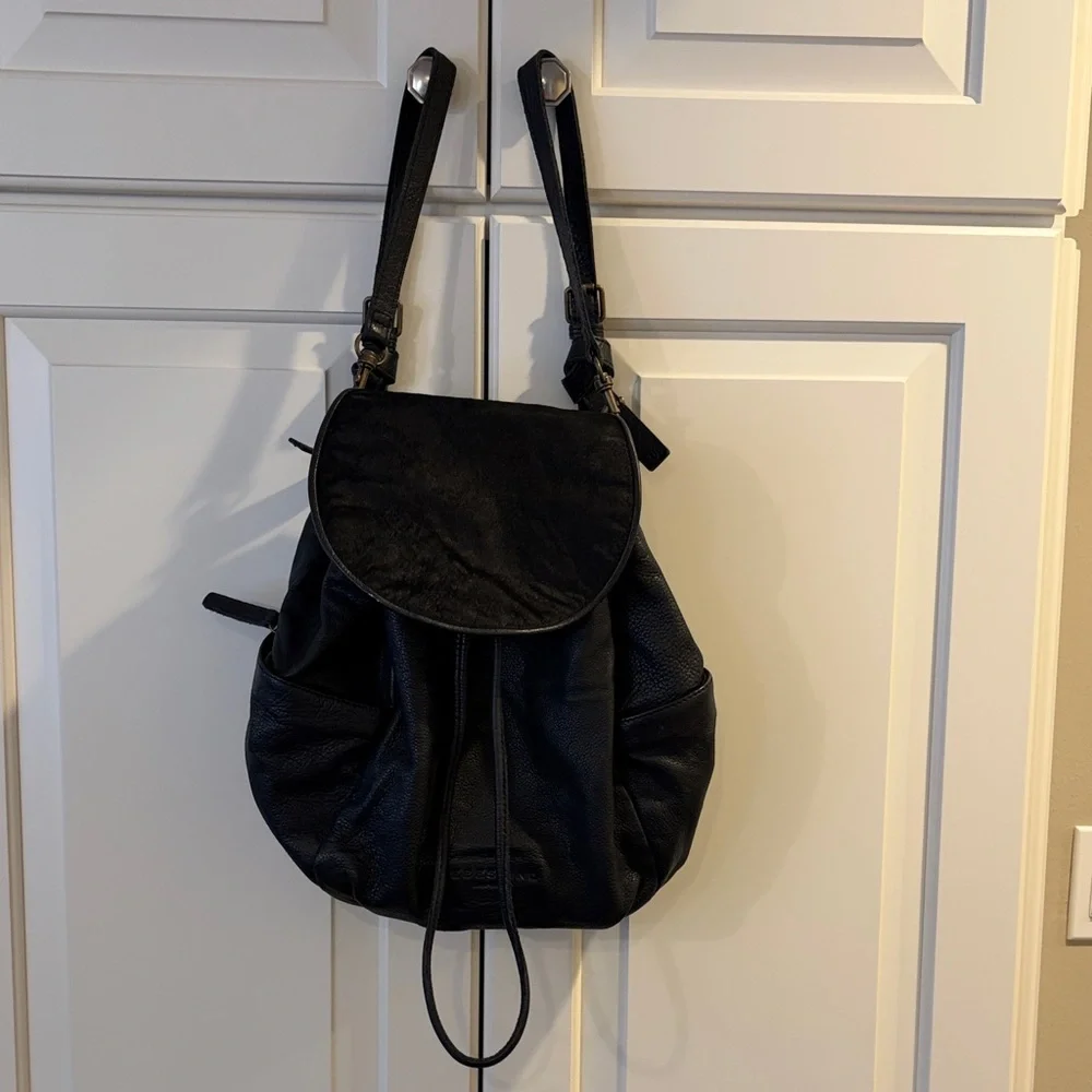 Liebeskind Black Leather Backpack - Picture 1 of 7